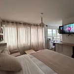 Studio Cosy Et Apaisant